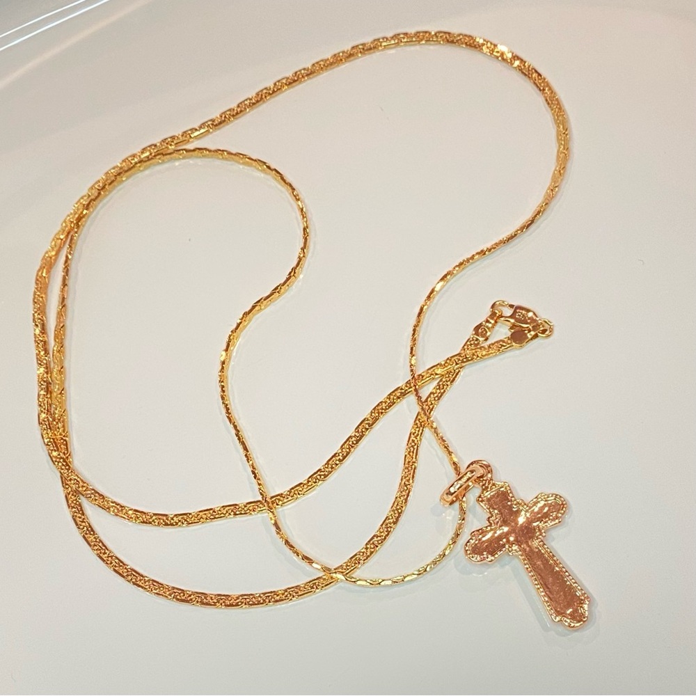 Gold plated 18k Cross Pendant Necklace 26” - Picture 9 of 17